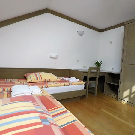 Karami Mountainhouse Bed & Breakfast Trzic ภายนอก รูปภาพ